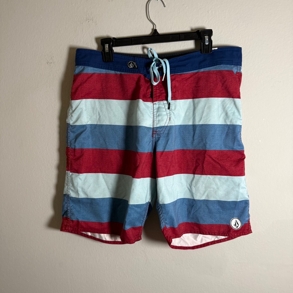 Volcom Mens Striped Board Shorts Red Blue White Swim Trunks Size 36 A0811411‎